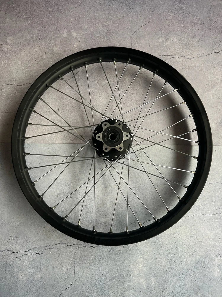 Talaria sting rear wheel assembly - Image 2